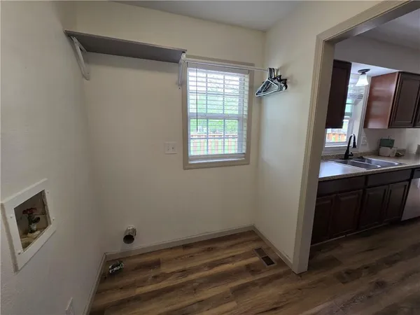 $189,000 | 302 Dement Street, Mound City, KS 66056