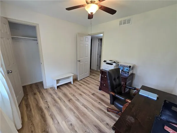 $189,000 | 302 Dement Street, Mound City, KS 66056