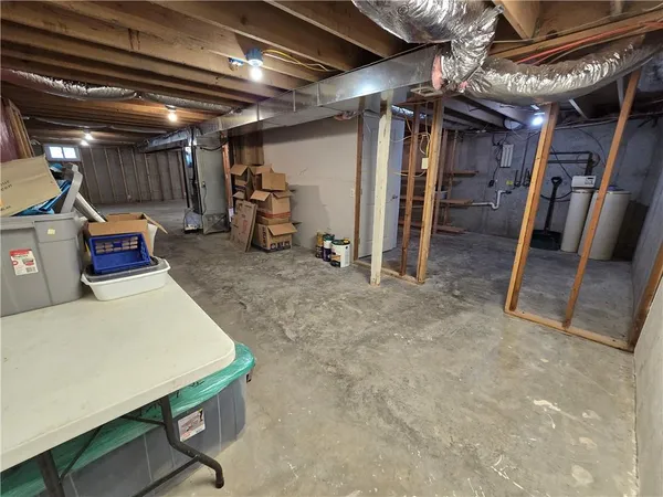 $189,000 | 302 Dement Street, Mound City, KS 66056
