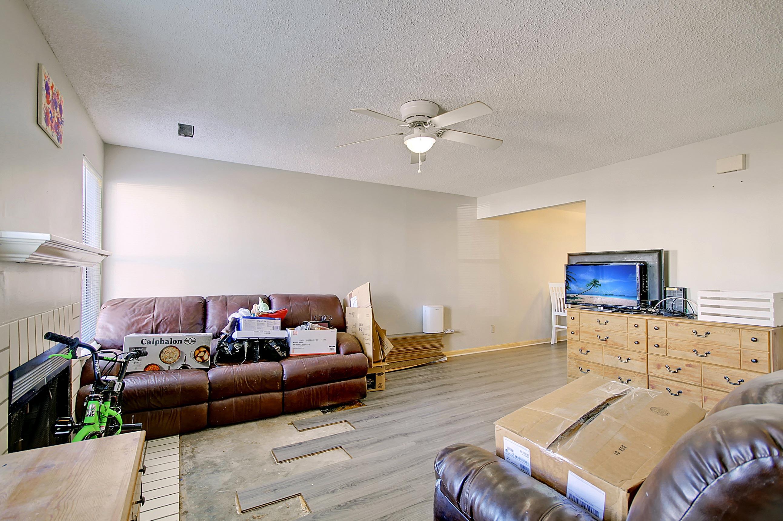 235 Pineshadow Drive Goose Creek, SC 29445 - Photo 5 of 19 CREM_235 Pineshadow_005