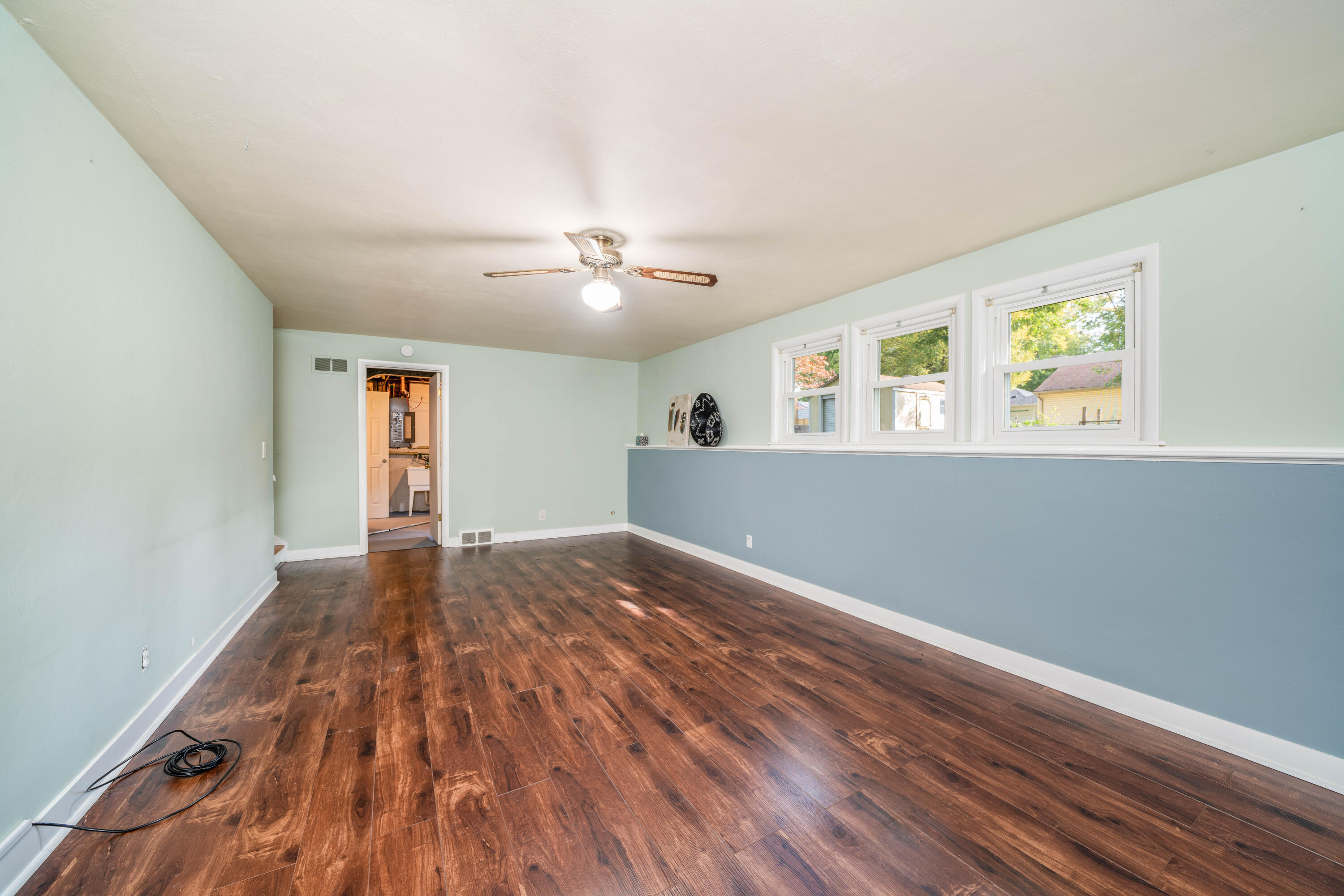 1122 Manor Street Kalamazoo, MI 49006 - Photo 17 of 25 1122_Manor_St_16