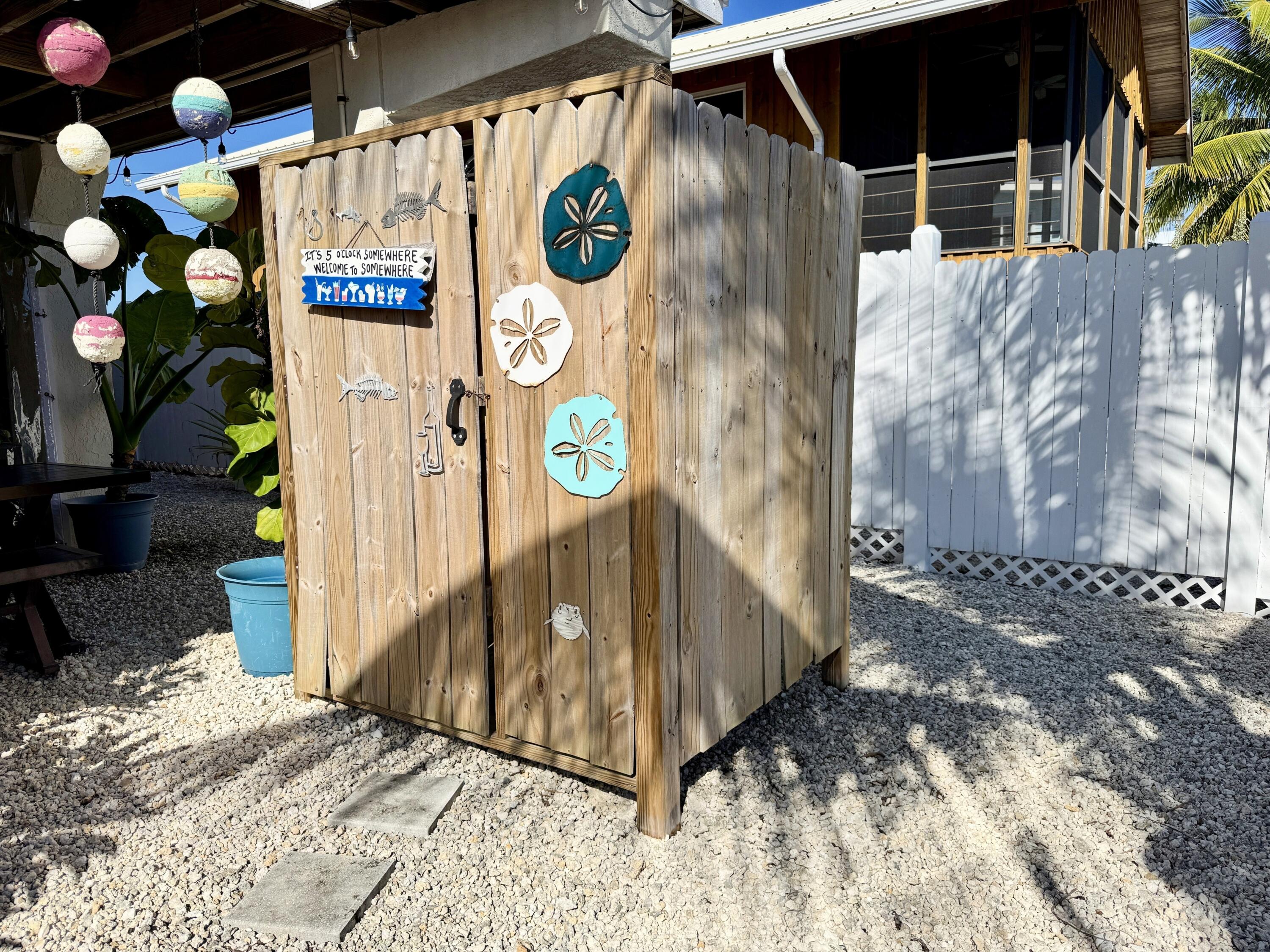 417 Pirates Road Summerland Key, FL 33042 - Photo 14 of 61 24