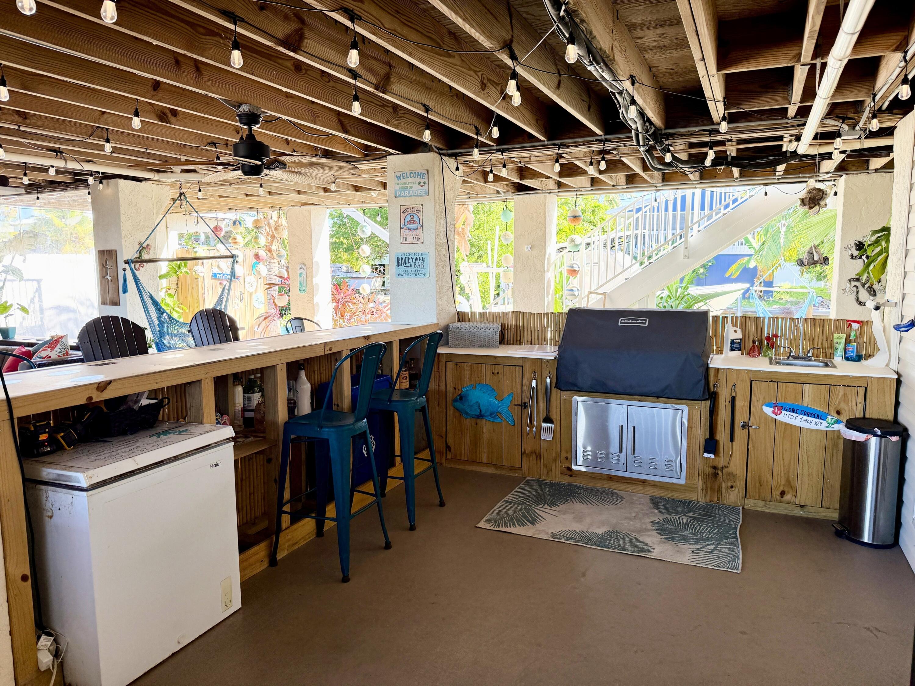 417 Pirates Road Summerland Key, FL 33042 - Photo 15 of 61 1