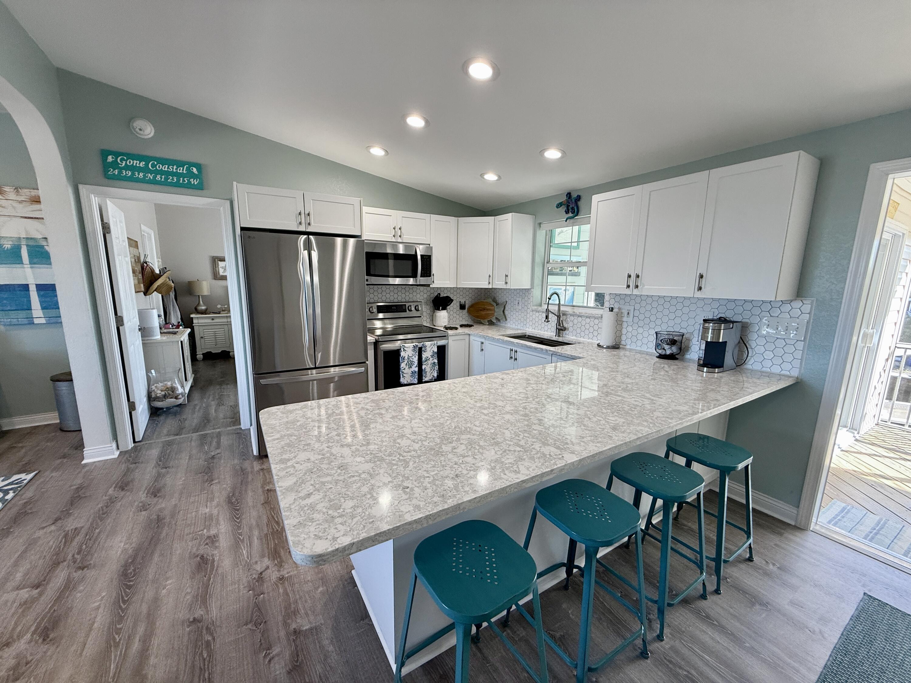 417 Pirates Road Summerland Key, FL 33042 - Photo 27 of 61 KitBar