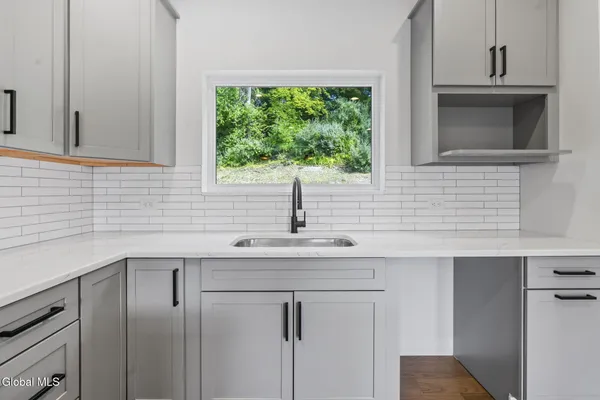 $670,000 | 13 Footpath Way, Lake George, NY 12845