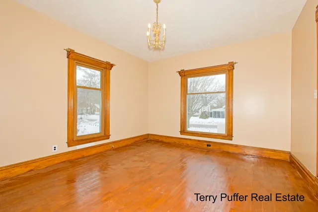 $299,900 | 528 South Jefferson Street, Hastings, MI 49058