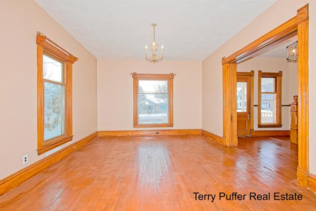 $289,900 | 528 South Jefferson Street, Hastings, MI 49058