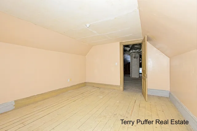 $299,900 | 528 South Jefferson Street, Hastings, MI 49058