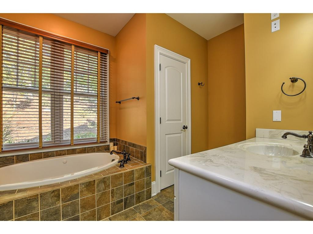 224 Kelly Ridge Road Bristol, TN 37620 - Photo 26 of 36 Photo 26