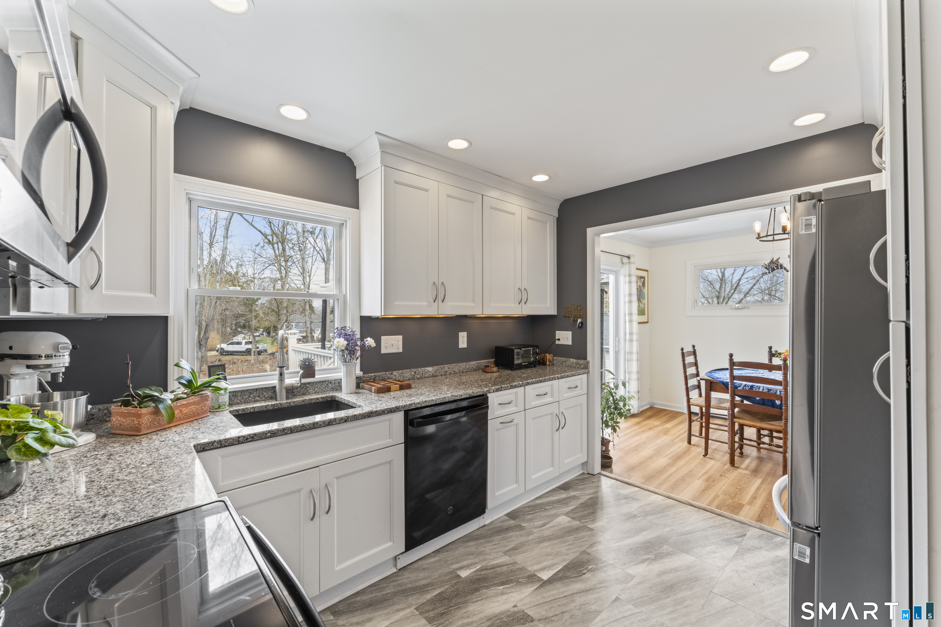 1244 Long Hill Road Cheshire, CT 06410 - Photo 15 of 38