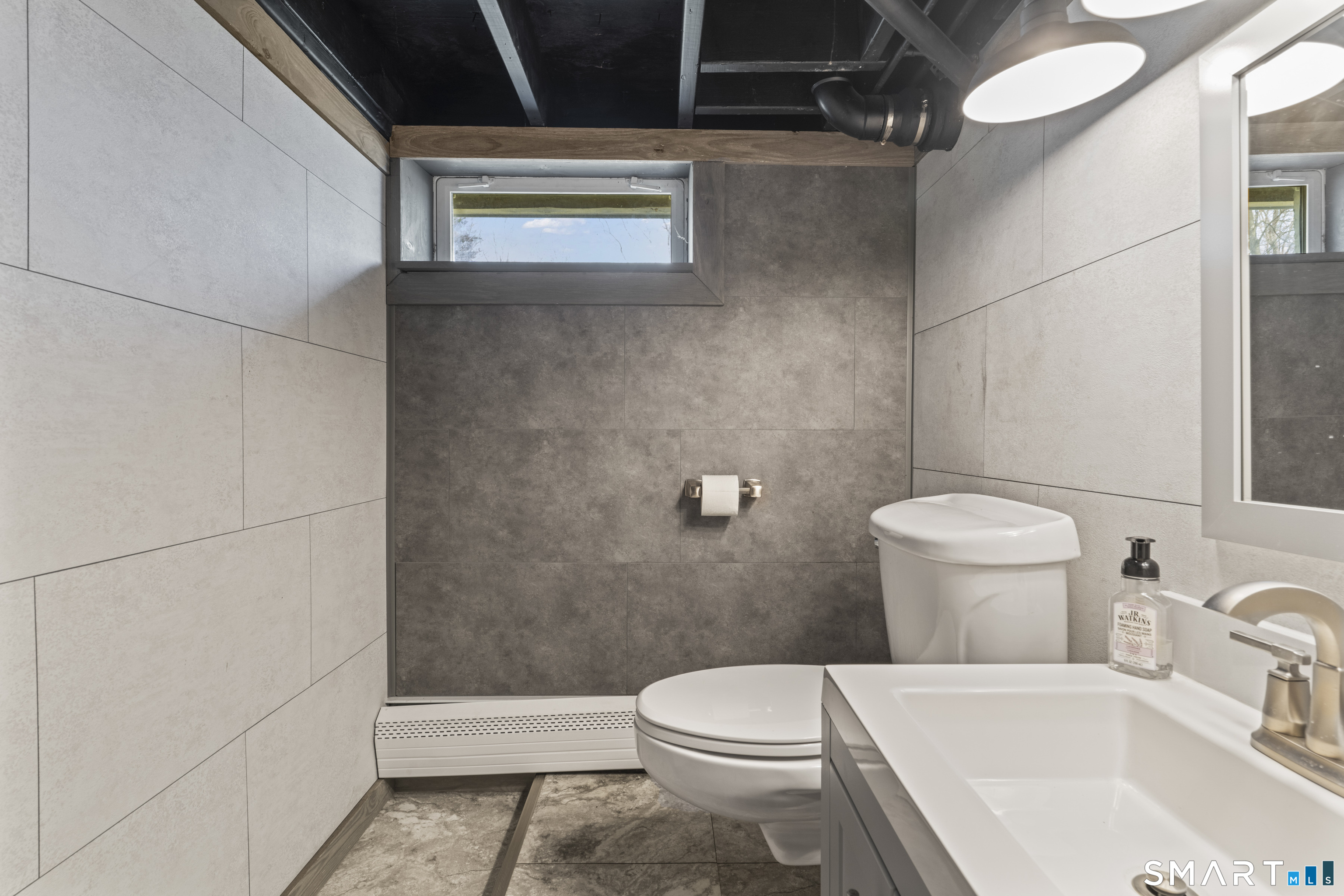 1244 Long Hill Road Cheshire, CT 06410 - Photo 31 of 38