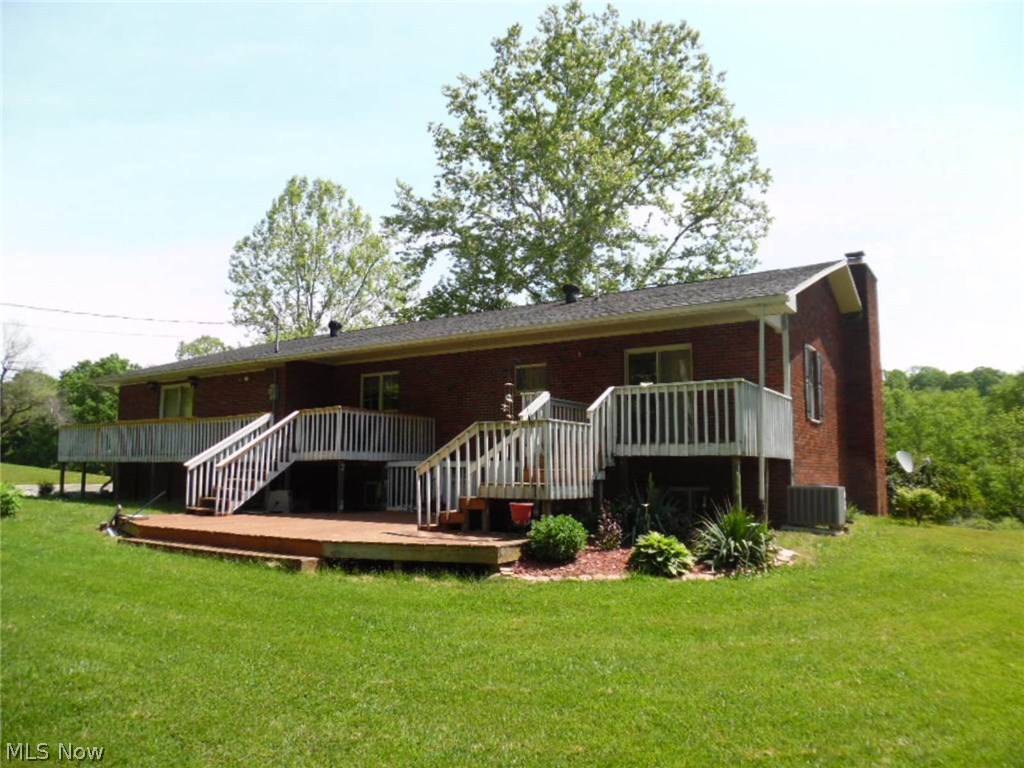 3573 Braun Road Belpre, OH 45714 - Photo 2 of 29 Rear View with Decking