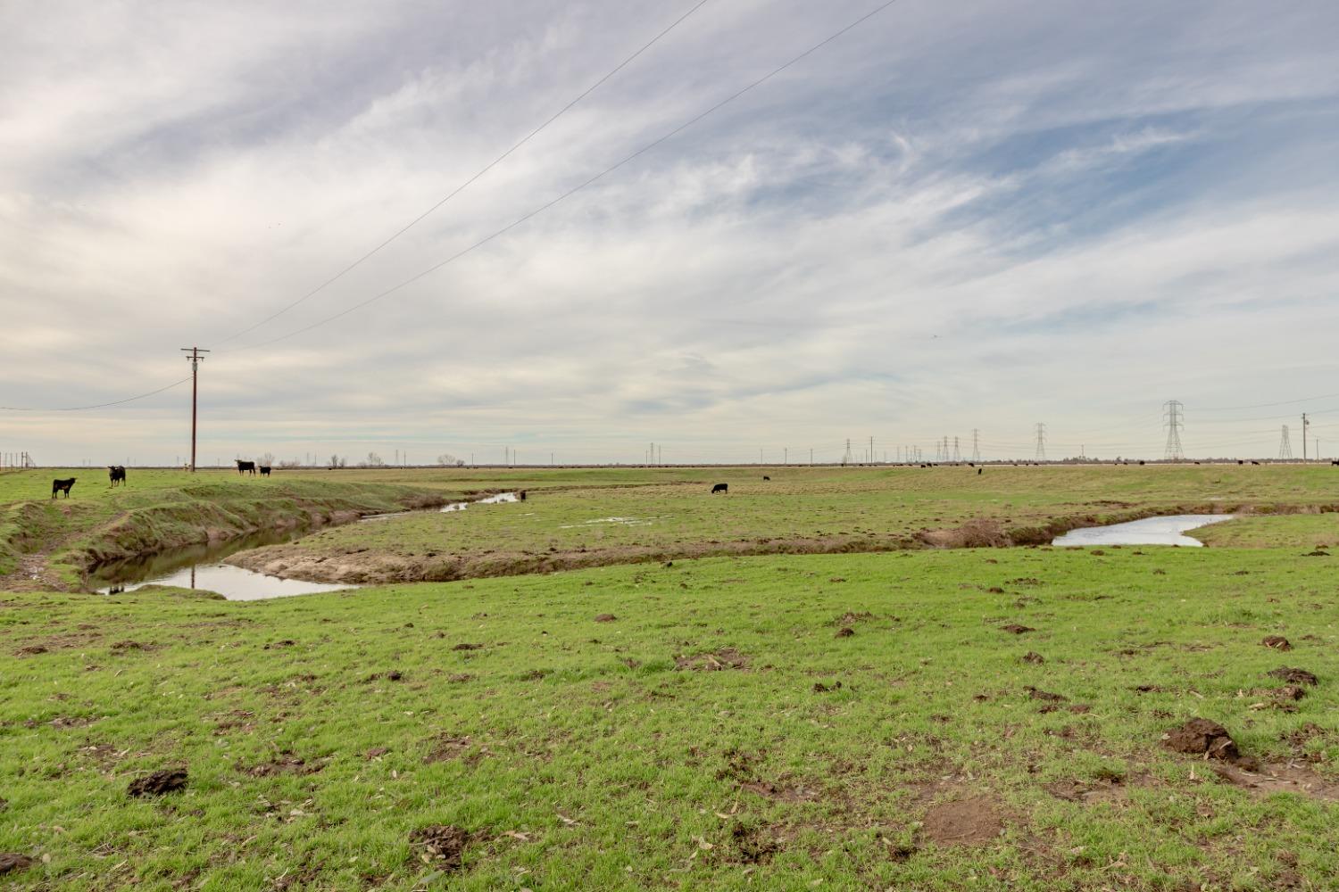 11529 Arno Road Galt, CA 95632 - Photo 9 of 23 a view of an ocean beach
