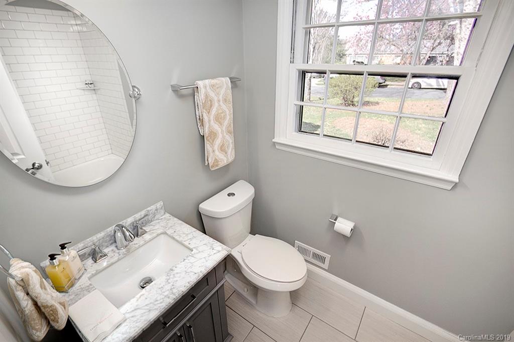 5408 Murrayhill Road Charlotte, NC 28210 - Photo 15 of 23 Gallery Image 15