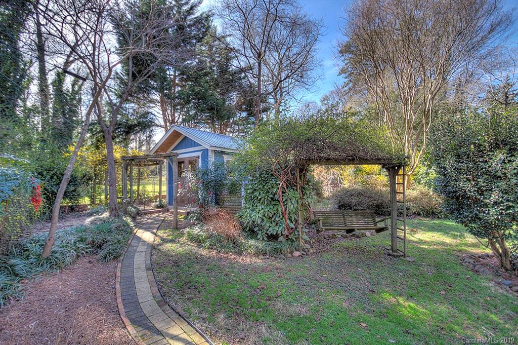 5408 Murrayhill Road Charlotte, NC 28210 - Photo 18 of 23 Gallery Image 18