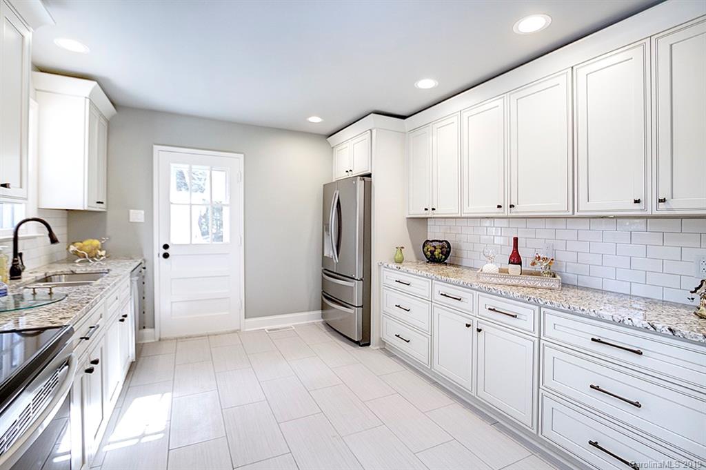 5408 Murrayhill Road Charlotte, NC 28210 - Photo 10 of 23 Gallery Image 10