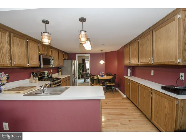 37 Independence Place Wayne, PA 19087 - Photo 4 of 24 View