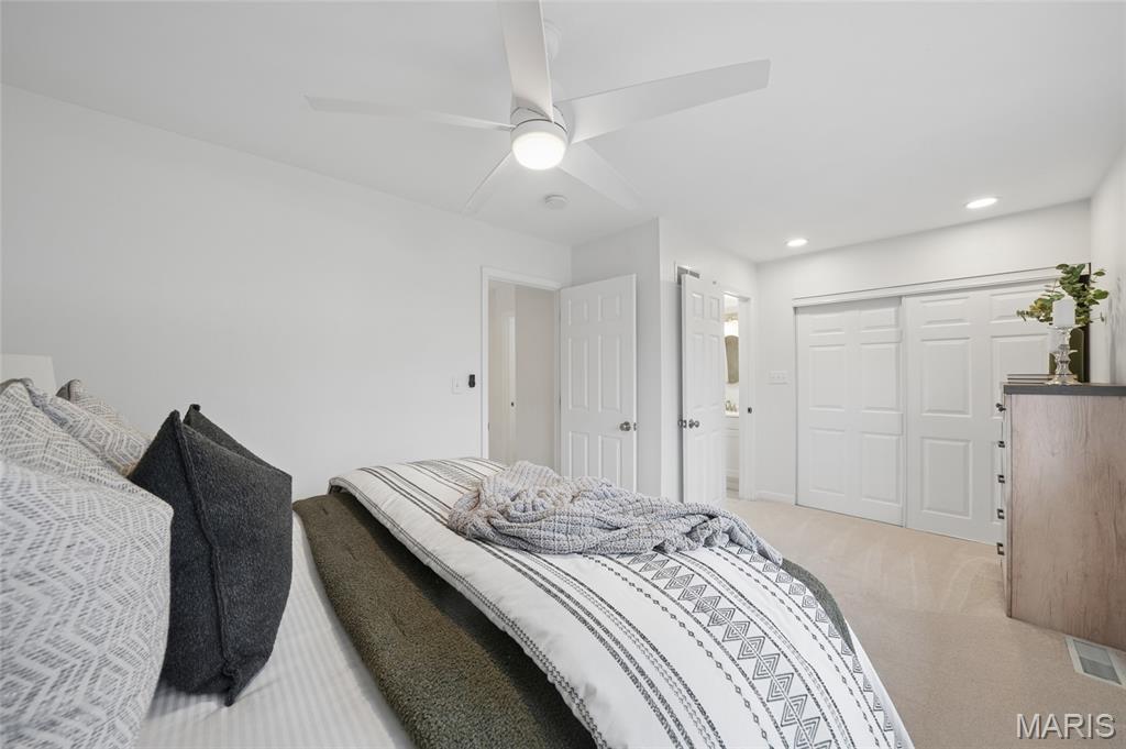 807 Portsdown Road Ballwin, MO 63011 - Photo 15 of 25