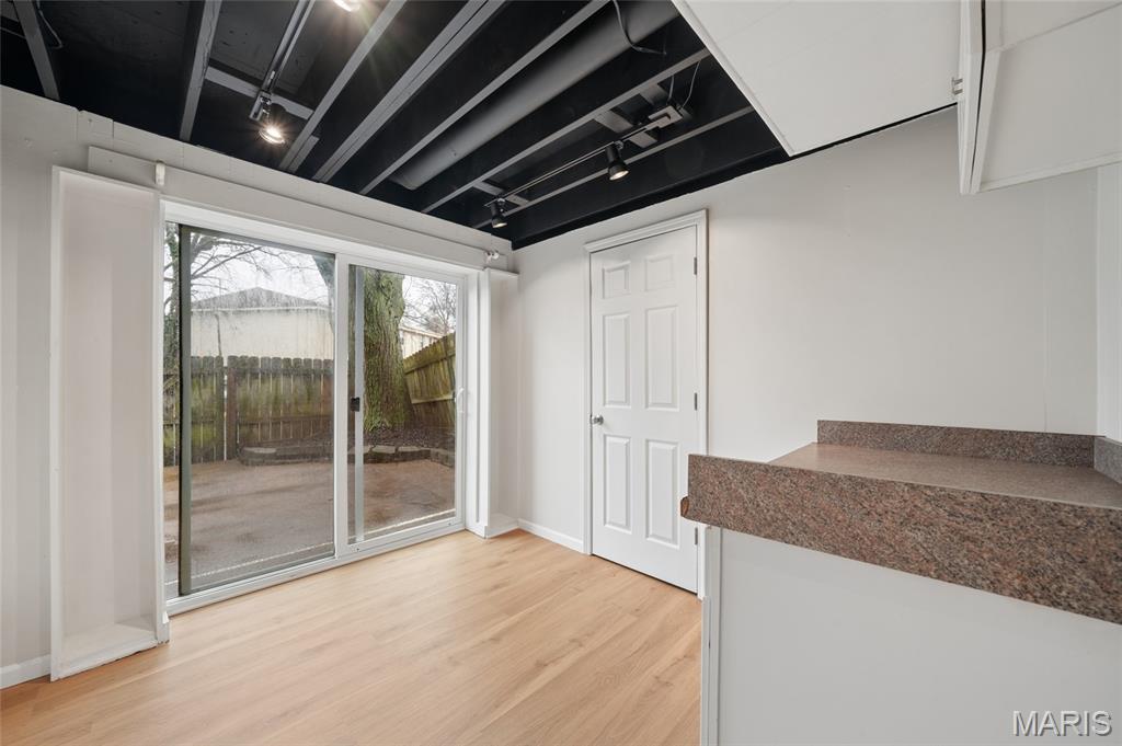 807 Portsdown Road Ballwin, MO 63011 - Photo 21 of 25