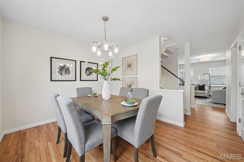 807 Portsdown Road Ballwin, MO 63011 - Photo 7 of 25