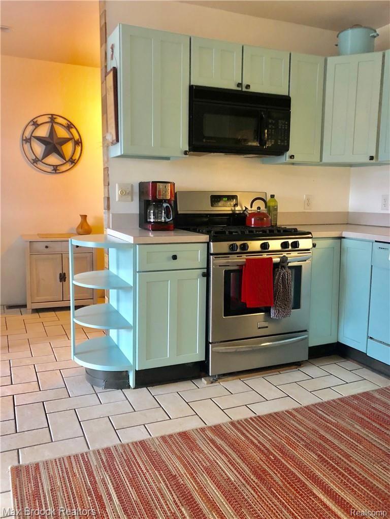 5325 Treasurer Road Mayville, MI 48744 - Photo 11 of 51 2D1255BD-9AC4-41EF-84B6-6873314DE7C4.jpeg