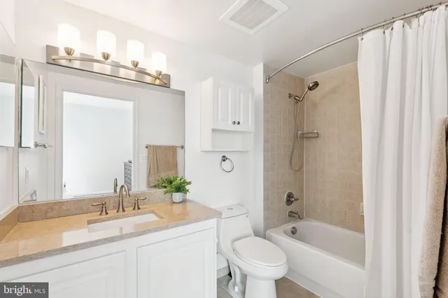 $615,000 | 355 I Street Southwest, Unit 601, Washington, DC 20024