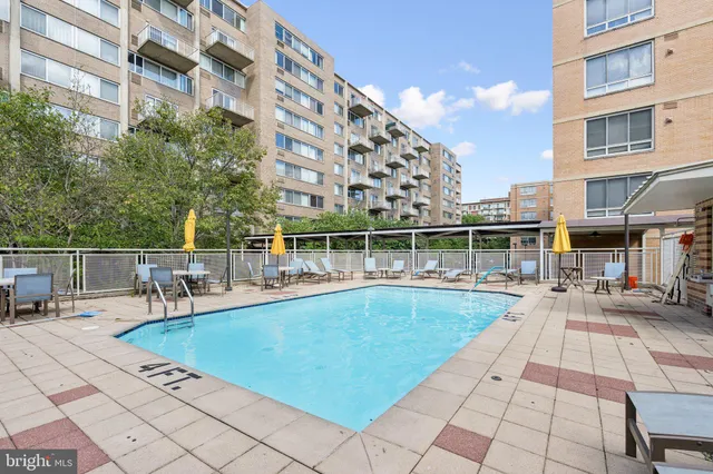 $615,000 | 355 I Street Southwest, Unit 601, Washington, DC 20024