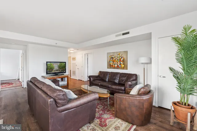 $615,000 | 355 I Street Southwest, Unit 601, Washington, DC 20024