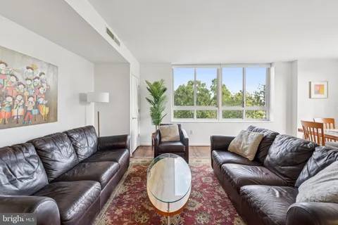 $615,000 | 355 I Street Southwest, Unit 601, Washington, DC 20024