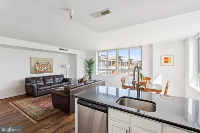 $615,000 | 355 I Street Southwest, Unit 601, Washington, DC 20024