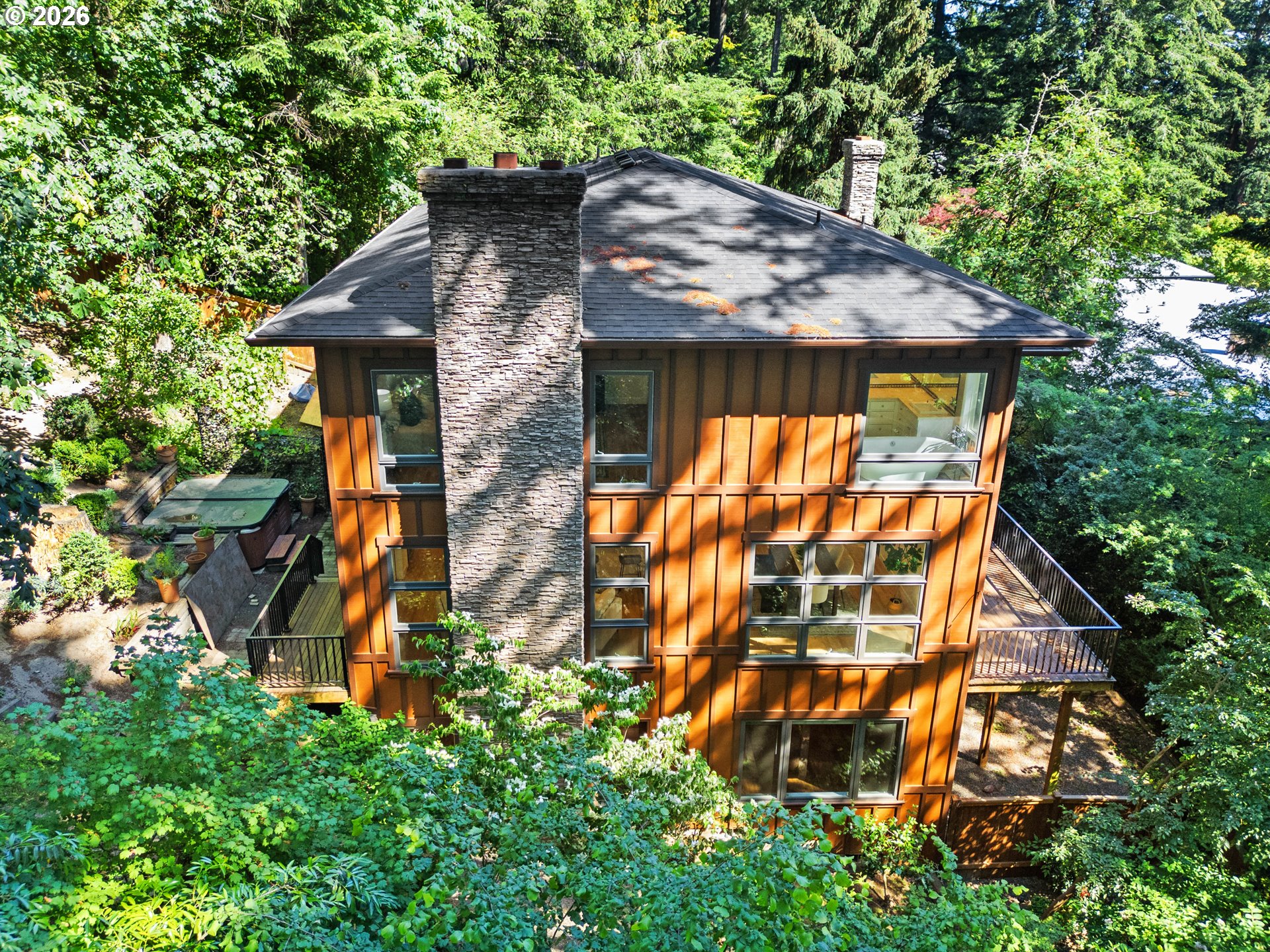 3352 Southwest Fairmount Lane Portland, OR 97239 - Photo 3 of 48