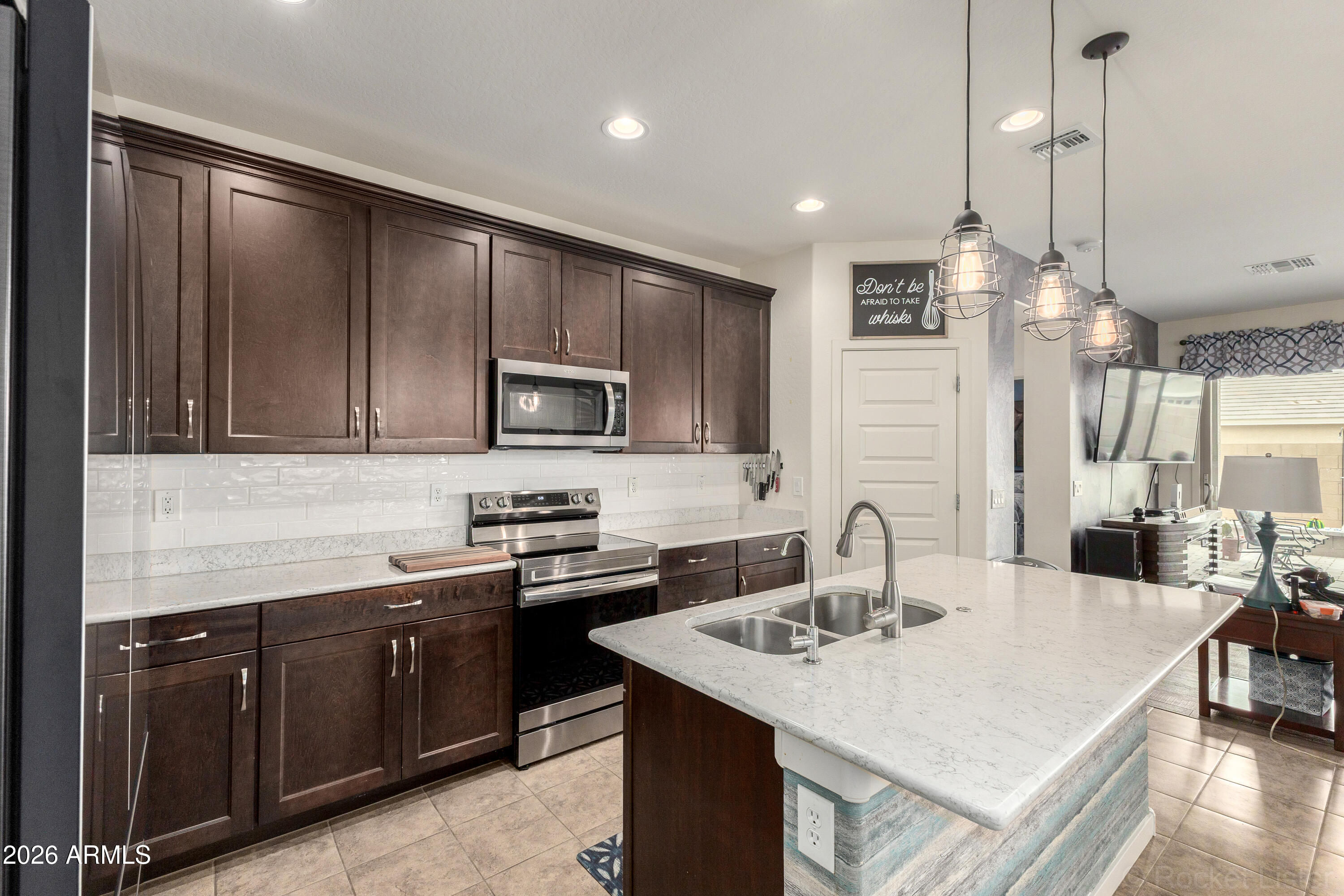 3136 East Quartz Street Mesa, AZ 85213 - Photo 10 of 35 13 - Quartz