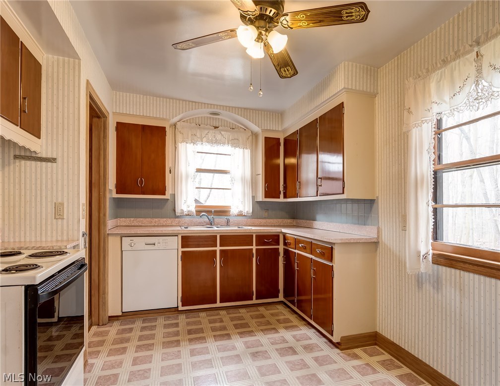 11222 Wilson Mills Road Chardon, OH 44024 - Photo 7 of 25 Gallery Image 7
