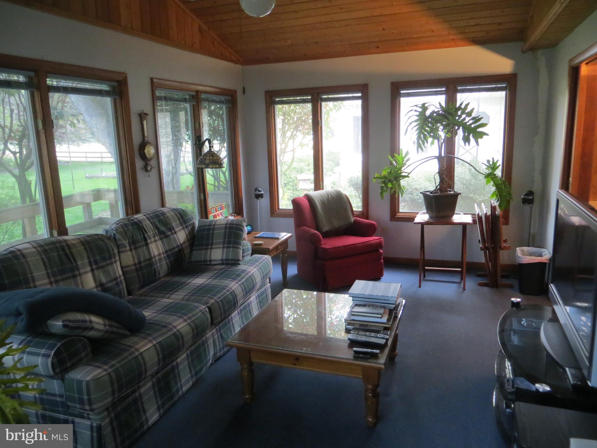 1453 East Denneys Road Dover, DE 19901 - Photo 8 of 18 Sun/Florida Room