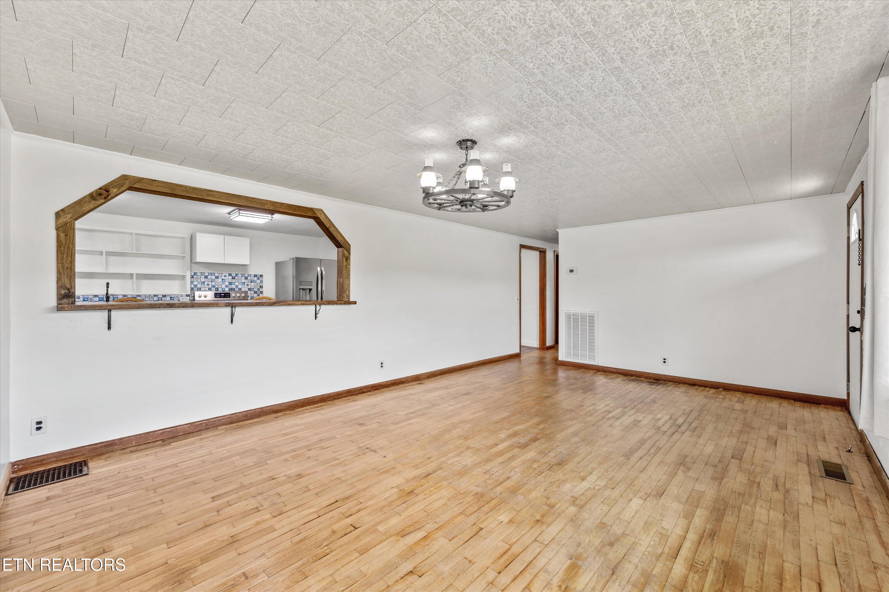 10812 Blue Springs Road Sweetwater, TN 37874 - Photo 13 of 45 04-10812 Blue Springs Rd02