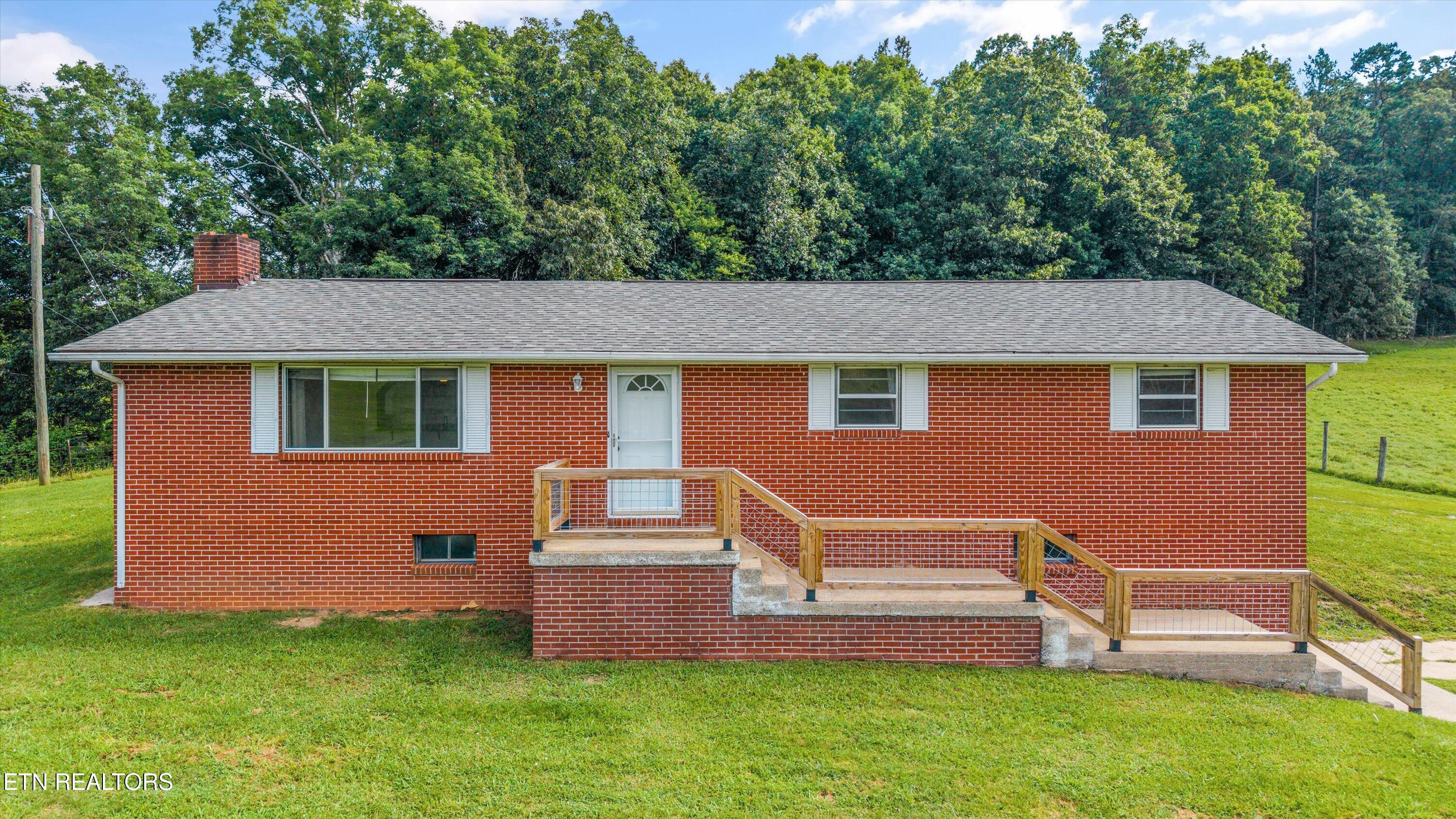 10812 Blue Springs Road Sweetwater, TN 37874 - Photo 2 of 45 01-10812 Blue Springs Rd27