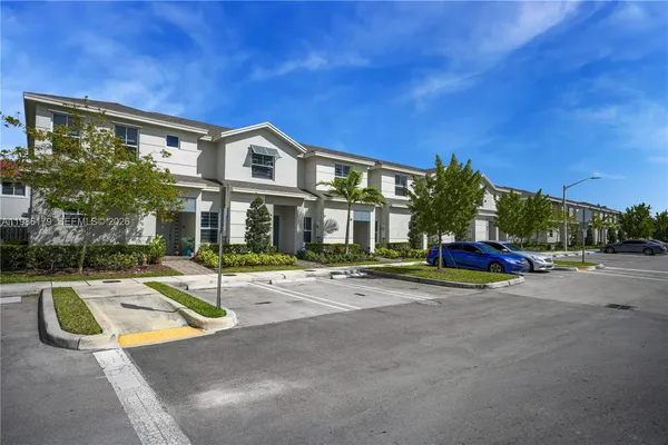 $2,200 | 149 Northeast 3rd Street, Florida City, FL 33034
