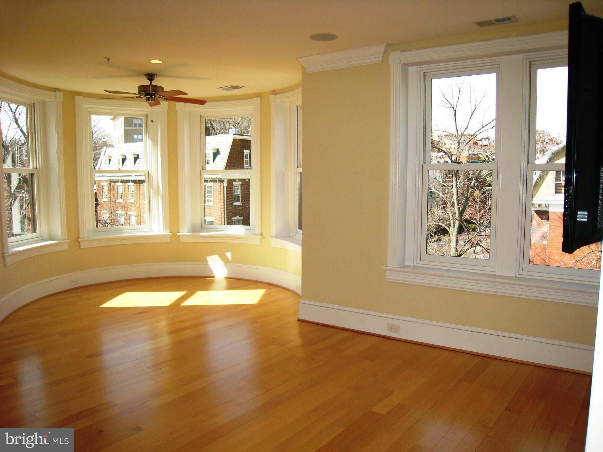 2030 R Street Northwest Washington, DC 20009 - Photo 22 of 30 Bedroom