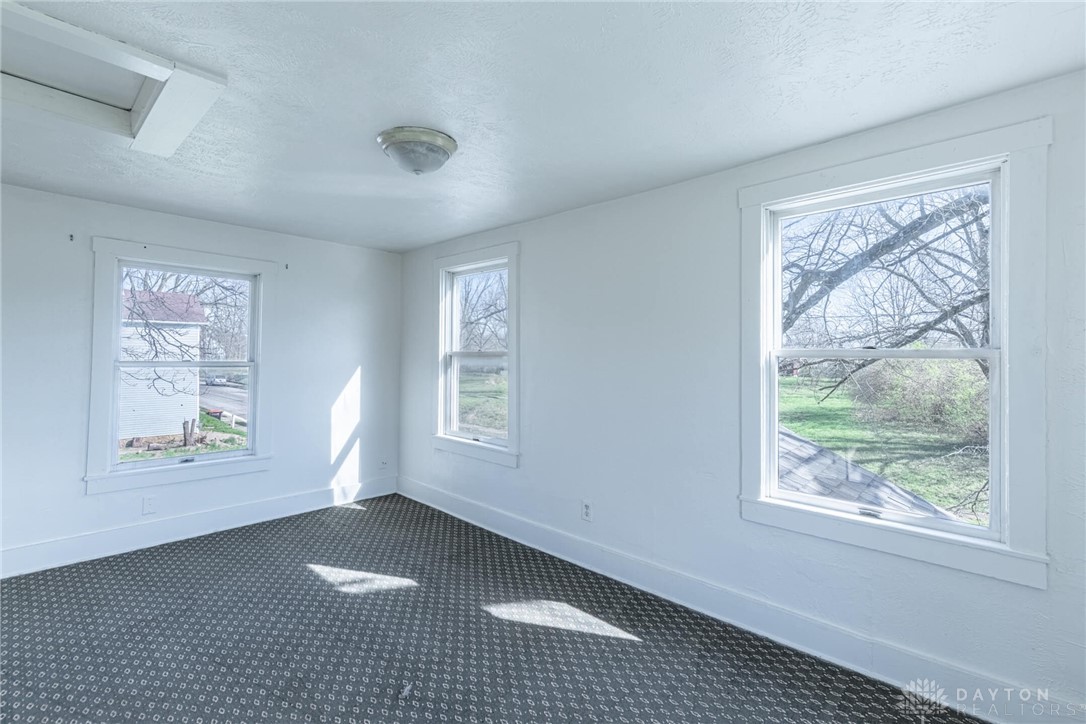 924 West State Street Springfield, OH 45506 - Photo 11 of 13