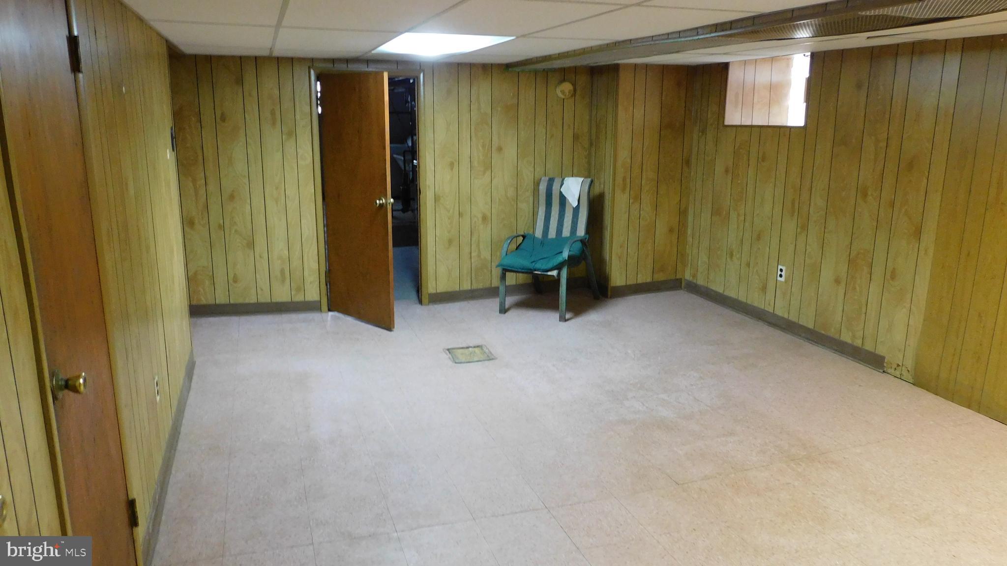 3227 Fuller Street Philadelphia, PA 19136 - Photo 25 of 27 Finished basement