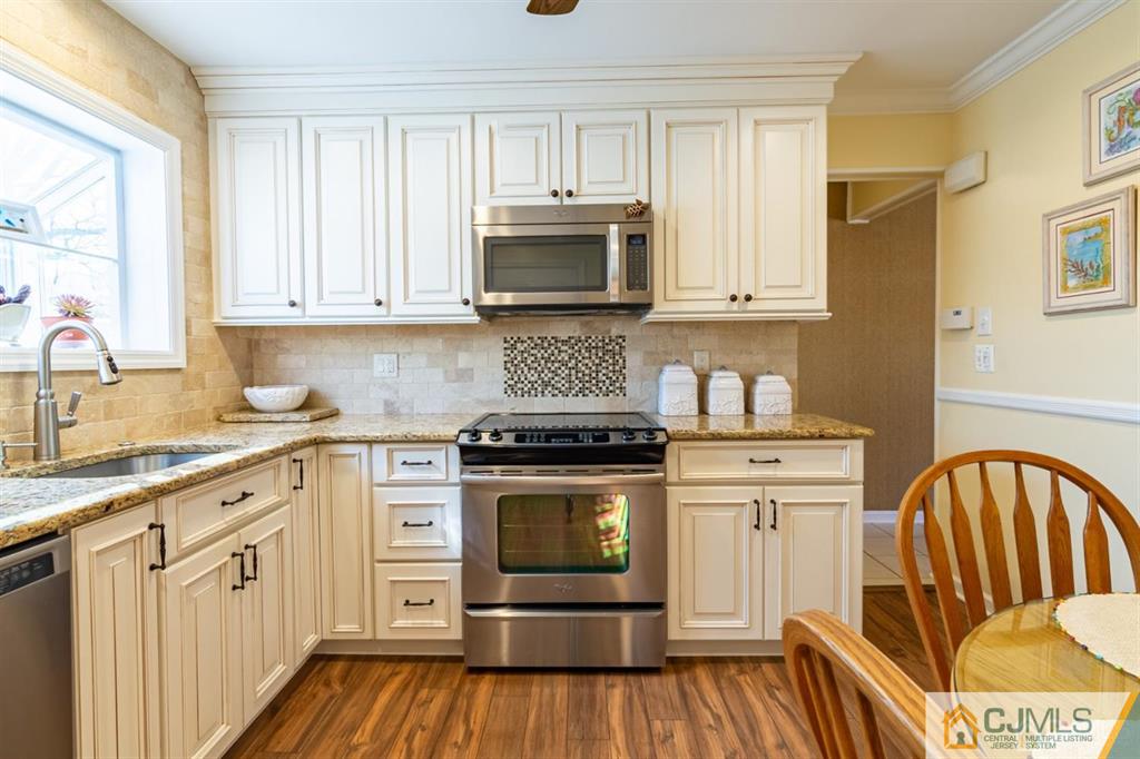 32 Terrill Road Old Bridge, NJ 08857 - Photo 14 of 27 Gallery Image 14