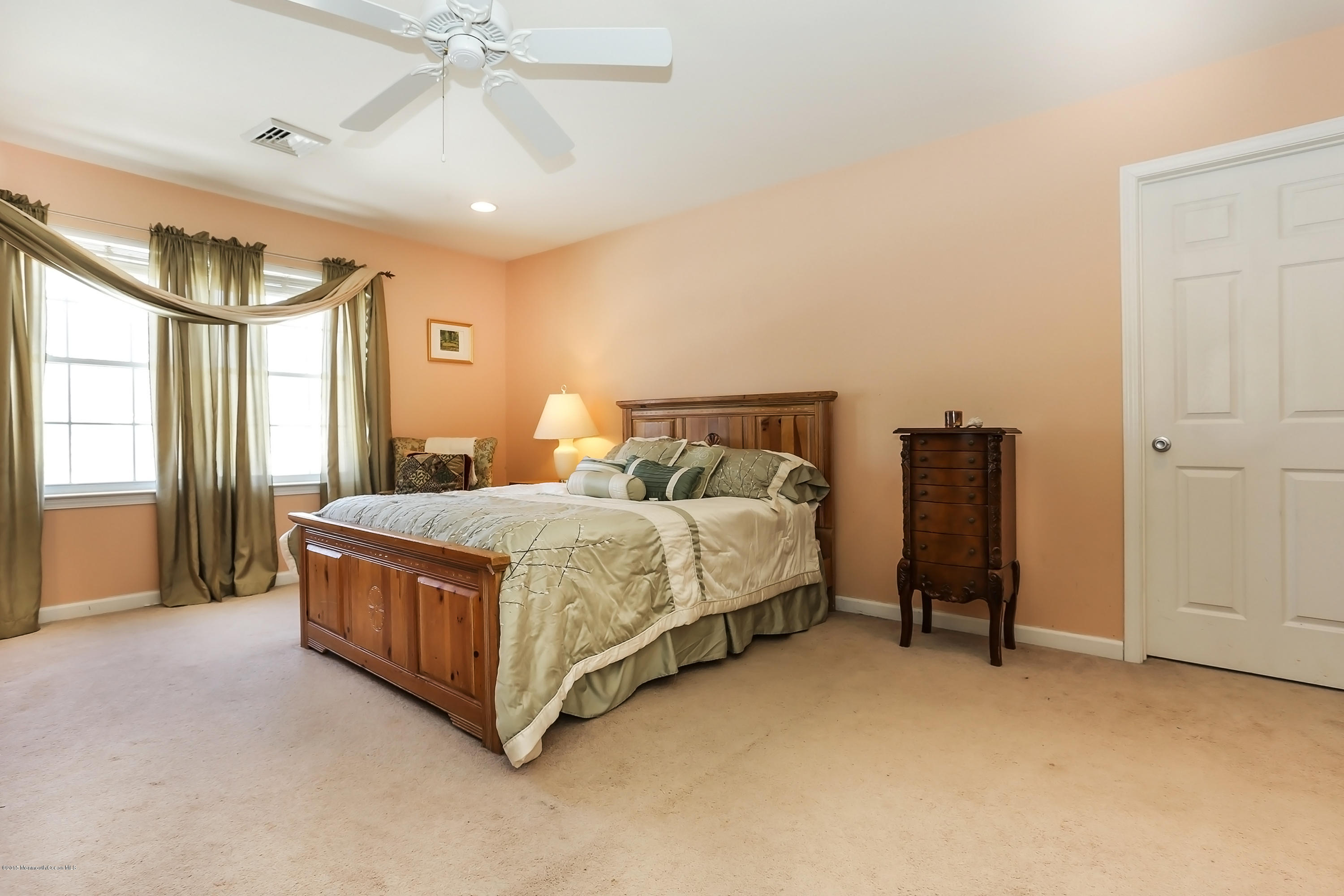 245 Clipper Road Manahawkin, NJ 08050 - Photo 14 of 24 245_clipper_dr_MLS_HID971654_ROOMmasterb