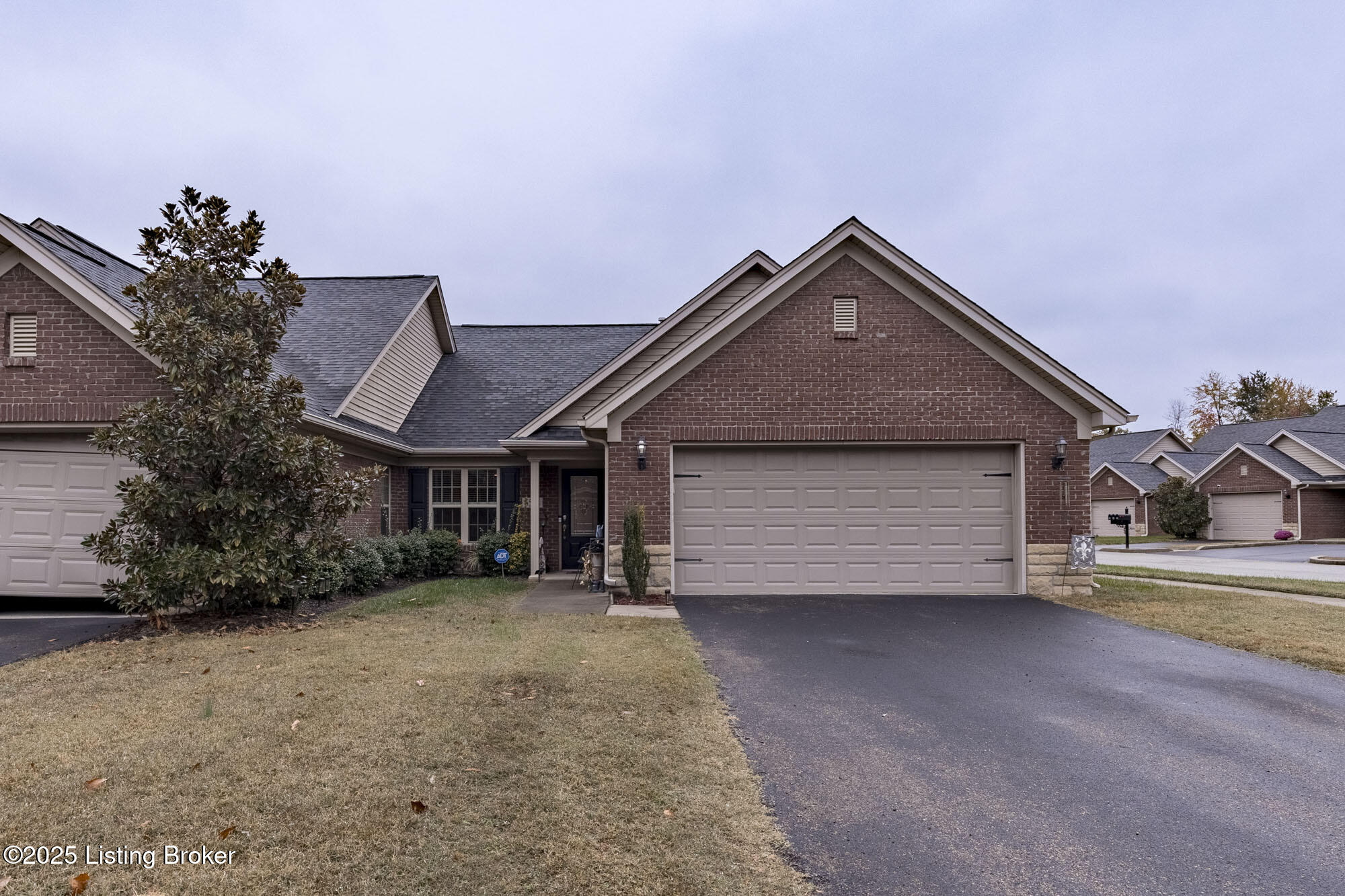 6524 Renate Road Louisville, KY 40291 - Photo 23 of 26 Renate023