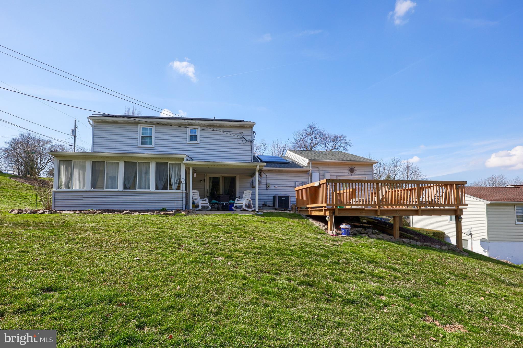 705 Farmdale Road Mount Joy, PA 17552 - Photo 3 of 35 Gallery Image 3