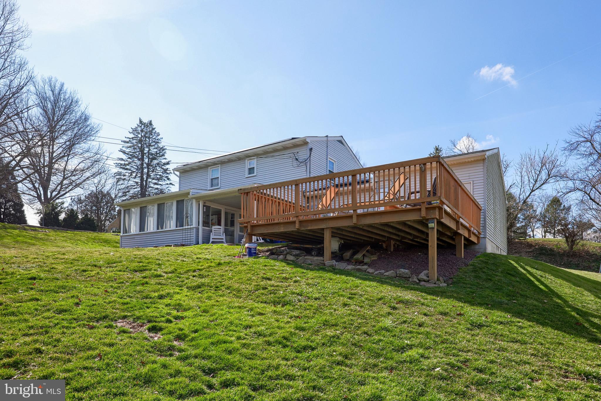 705 Farmdale Road Mount Joy, PA 17552 - Photo 4 of 35 Gallery Image 4