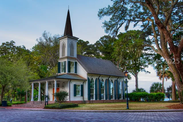 $2,100,000 | 58 Marsh Rabbit Street, Bluffton, SC 29910