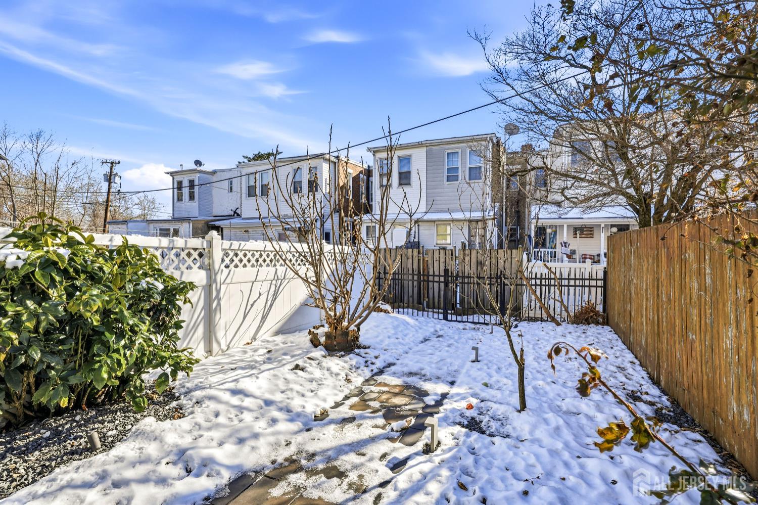 346 East Union Street Burlington, NJ 08016 - Photo 42 of 48 a view of a backyard with a house