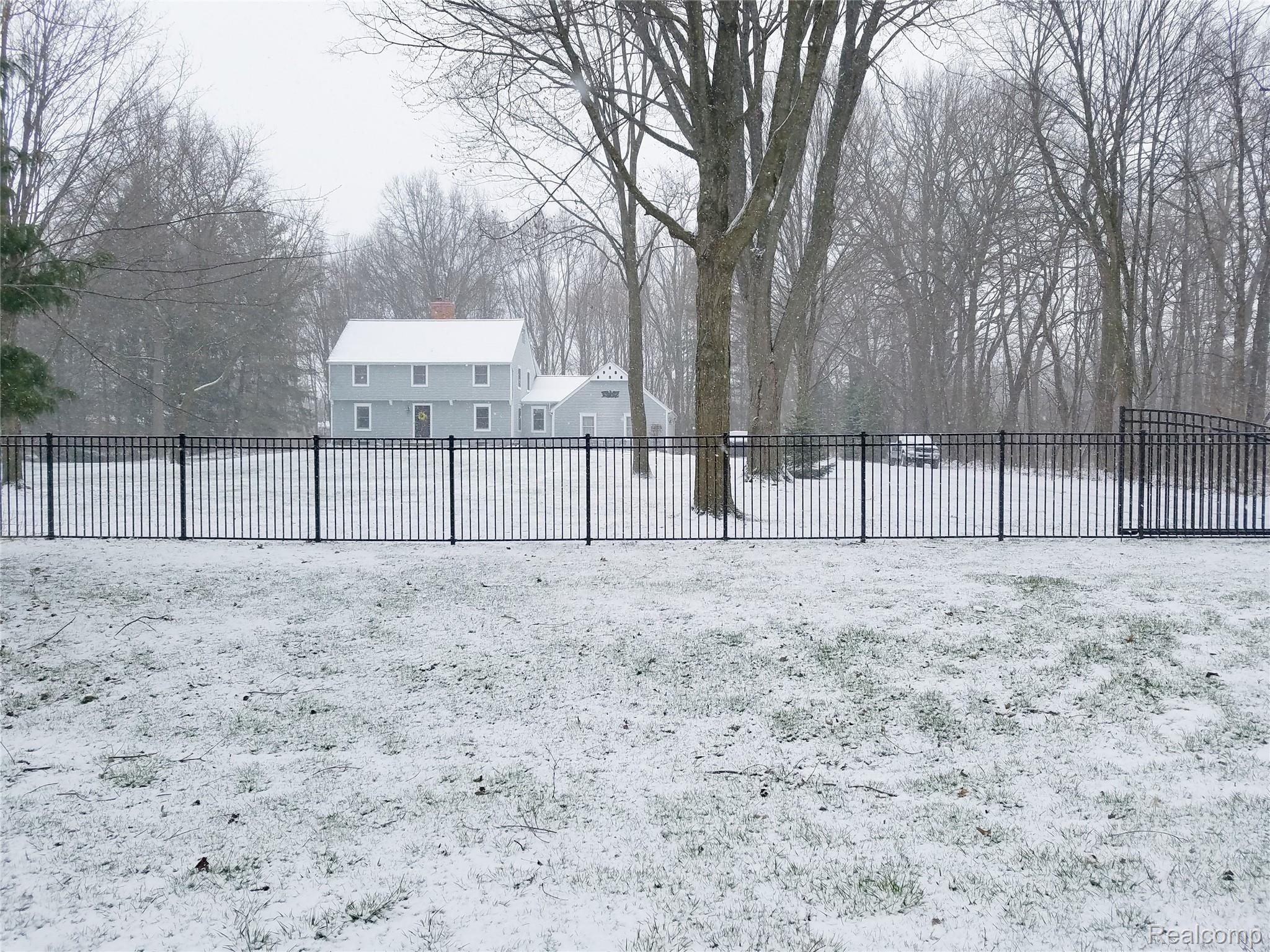 51250 Hanford Road Canton, MI 48187 - Photo 74 of 74 Hanford, Winter (2).jpg
