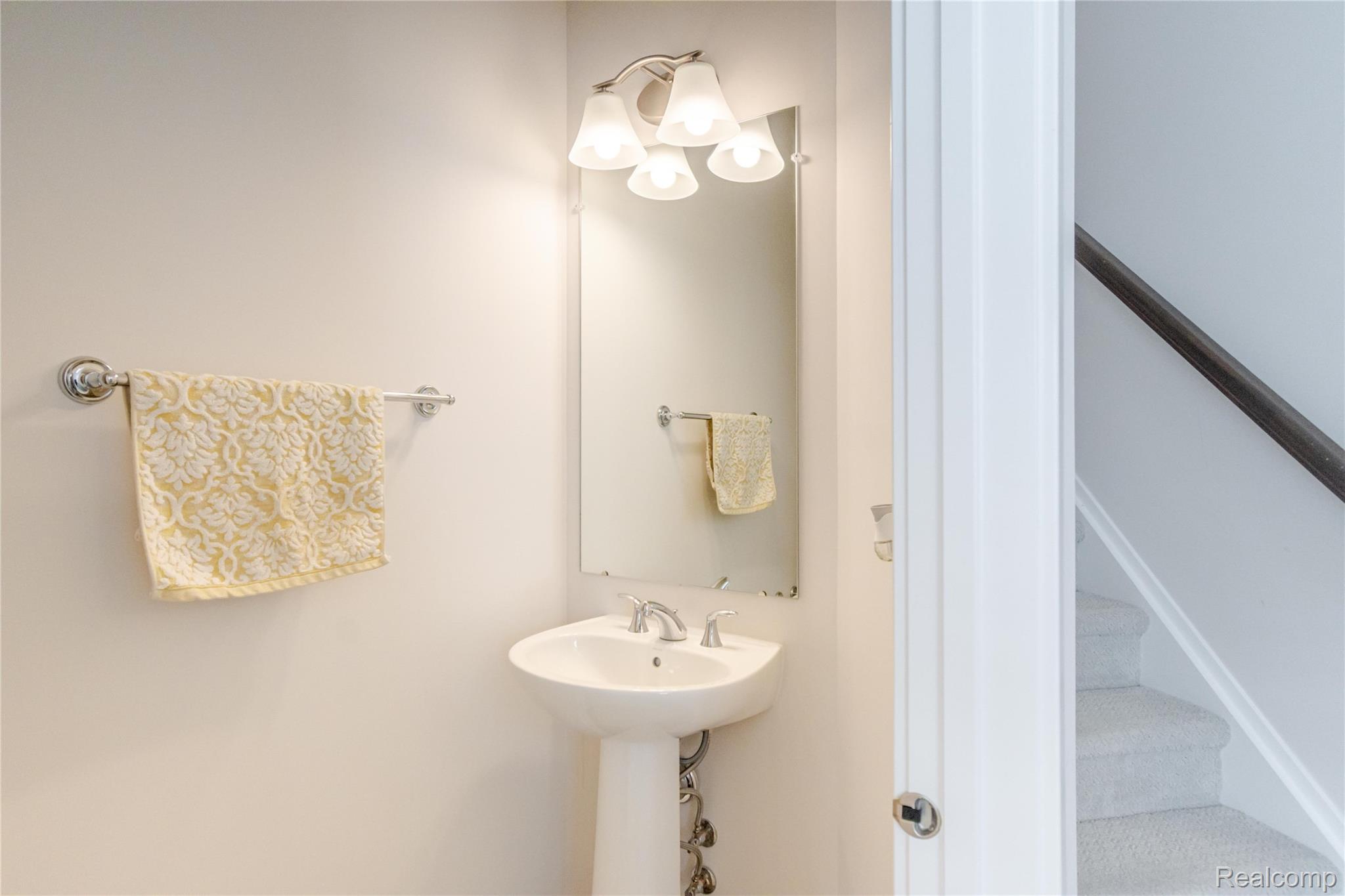 2963 Aughton Road Ann Arbor, MI 48105 - Photo 22 of 46 2963 Aughton-24.jpg