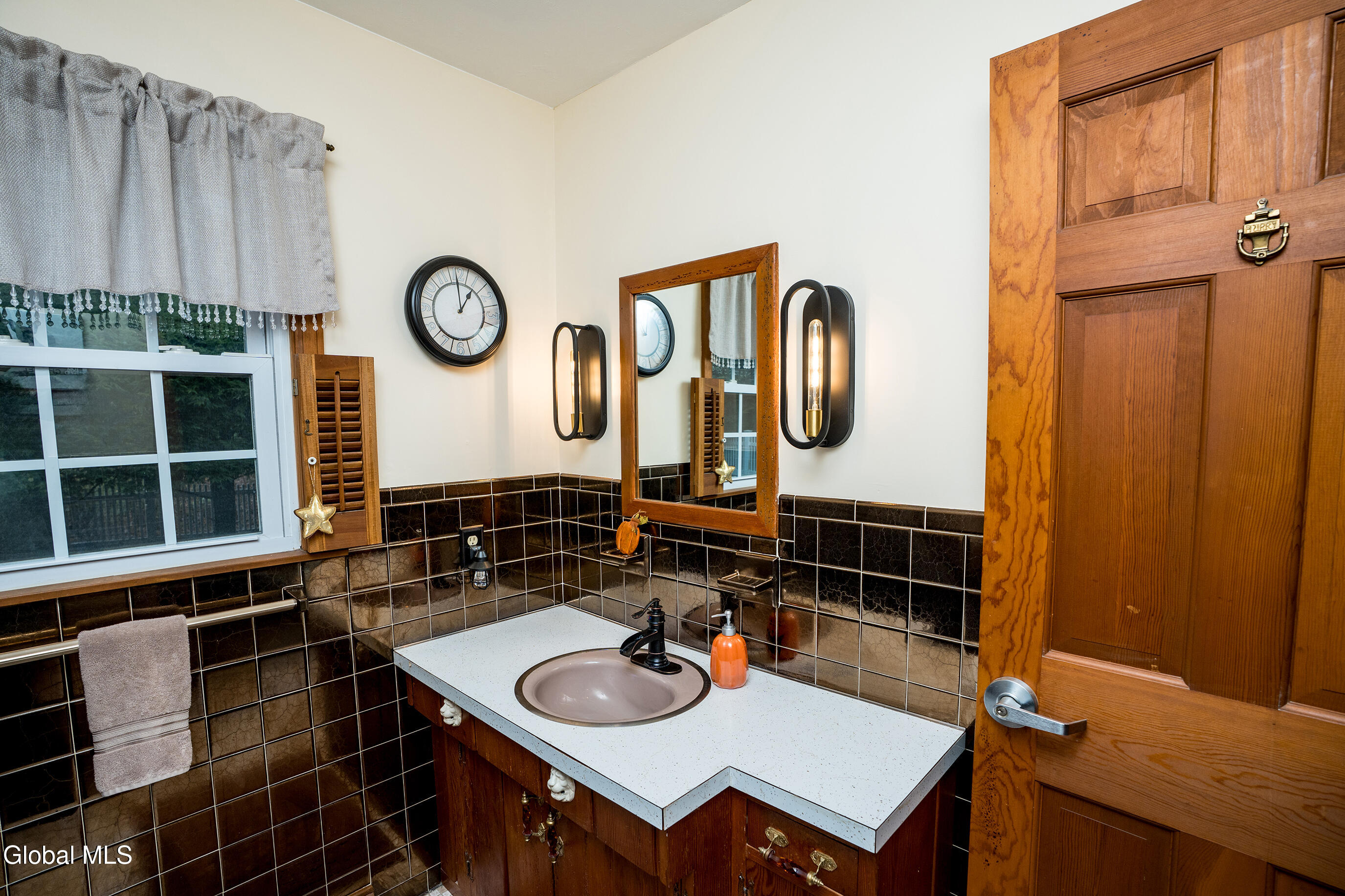 6 Glenkill Road Brunswick, NY 12180 - Photo 10 of 47 009-6-Glenkill-Road-Troy-NY-12180